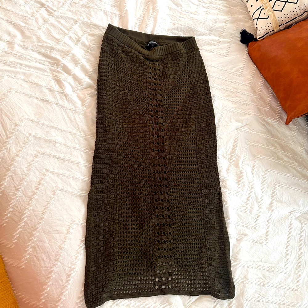 EXPRESS KNIT MIDI LENGTH SKIRT GREEN